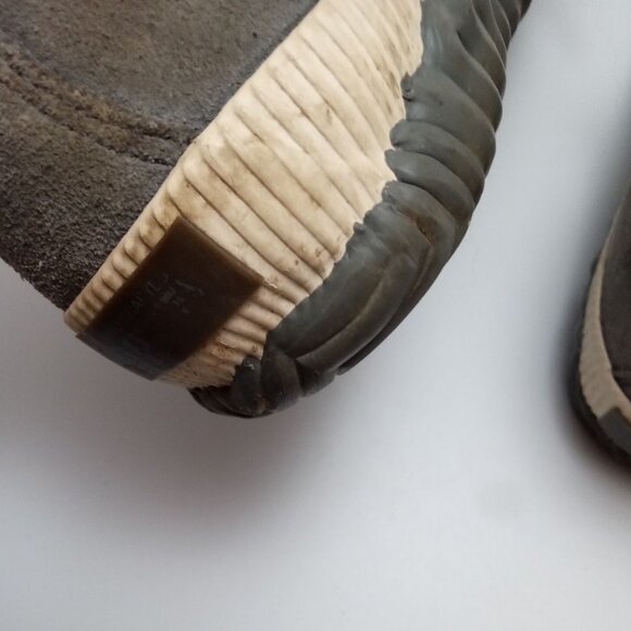 Gray Suede Sorel Boots, Waterproof, Size 6.5 - Picture 4 of 6